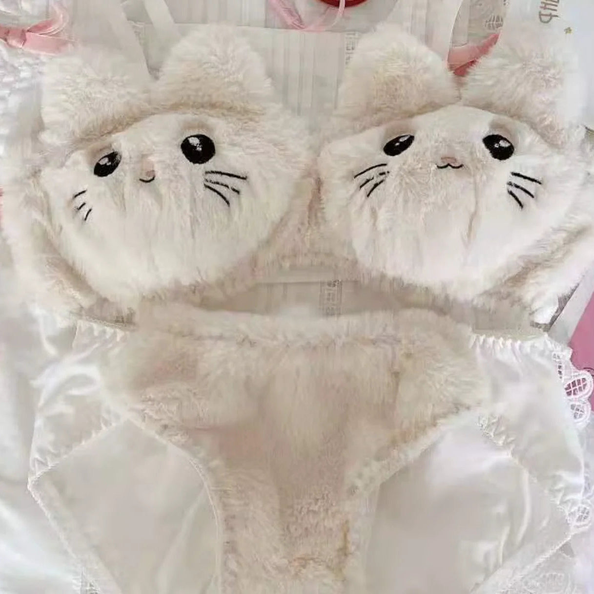 Avelia™ Full Plushie Set 🧸